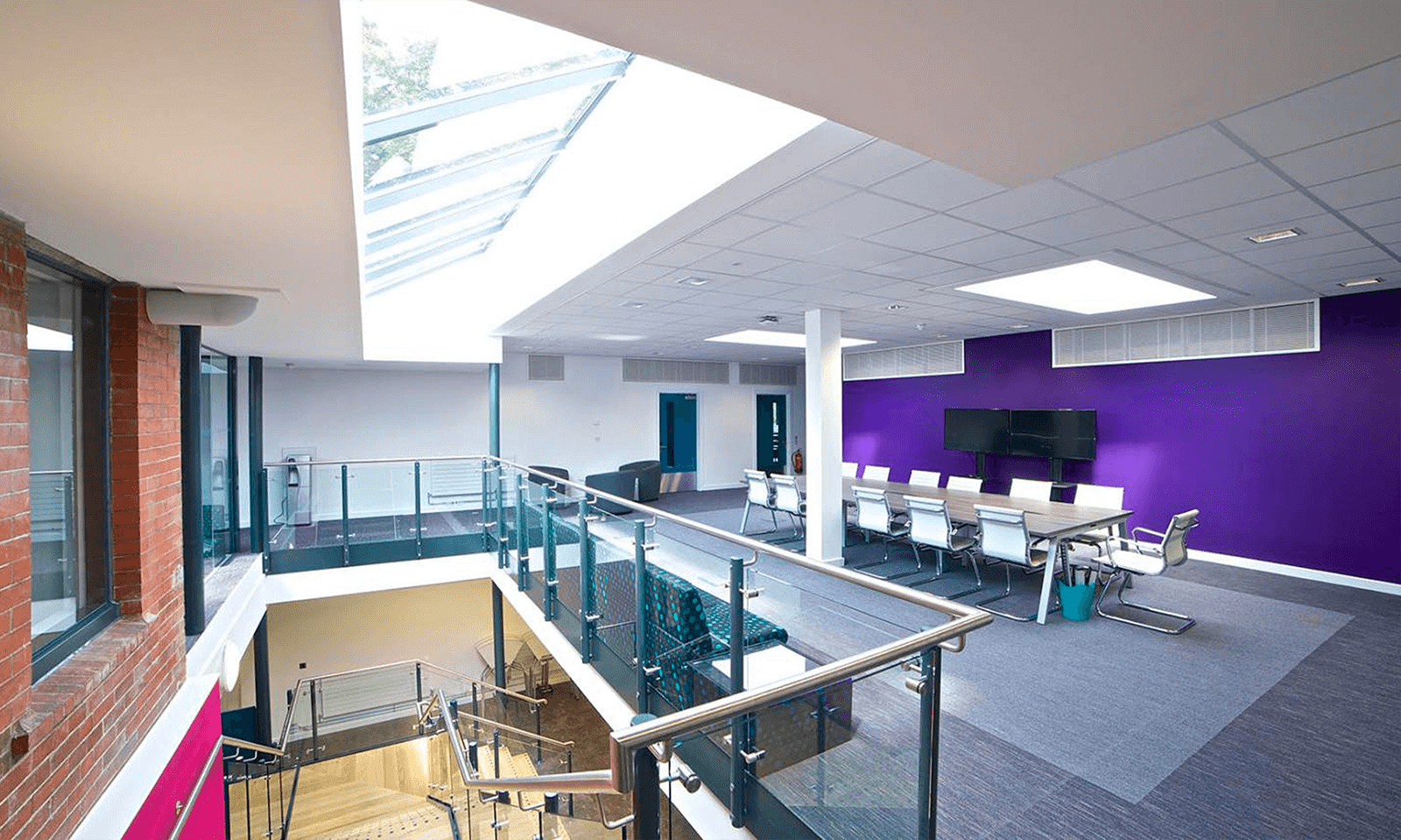 Expertise in ceilings and partitions